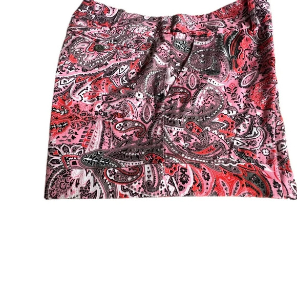 International concepts (I.N.C.) paisley shorts. 5 inch inseam size 10. Pockets - Picture 4 of 7